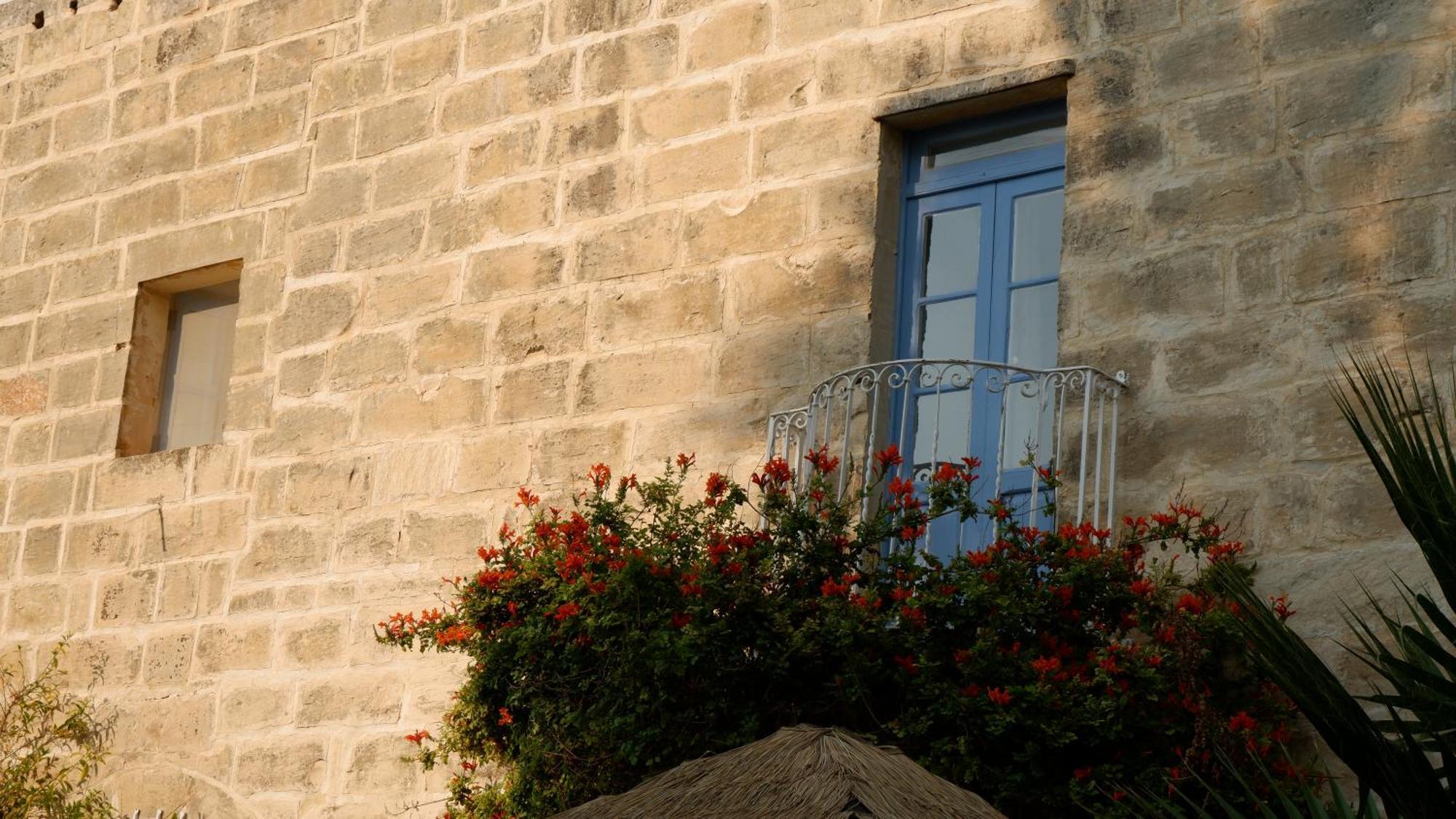 Village Knights Accommodation Żebbuġ Exterior foto