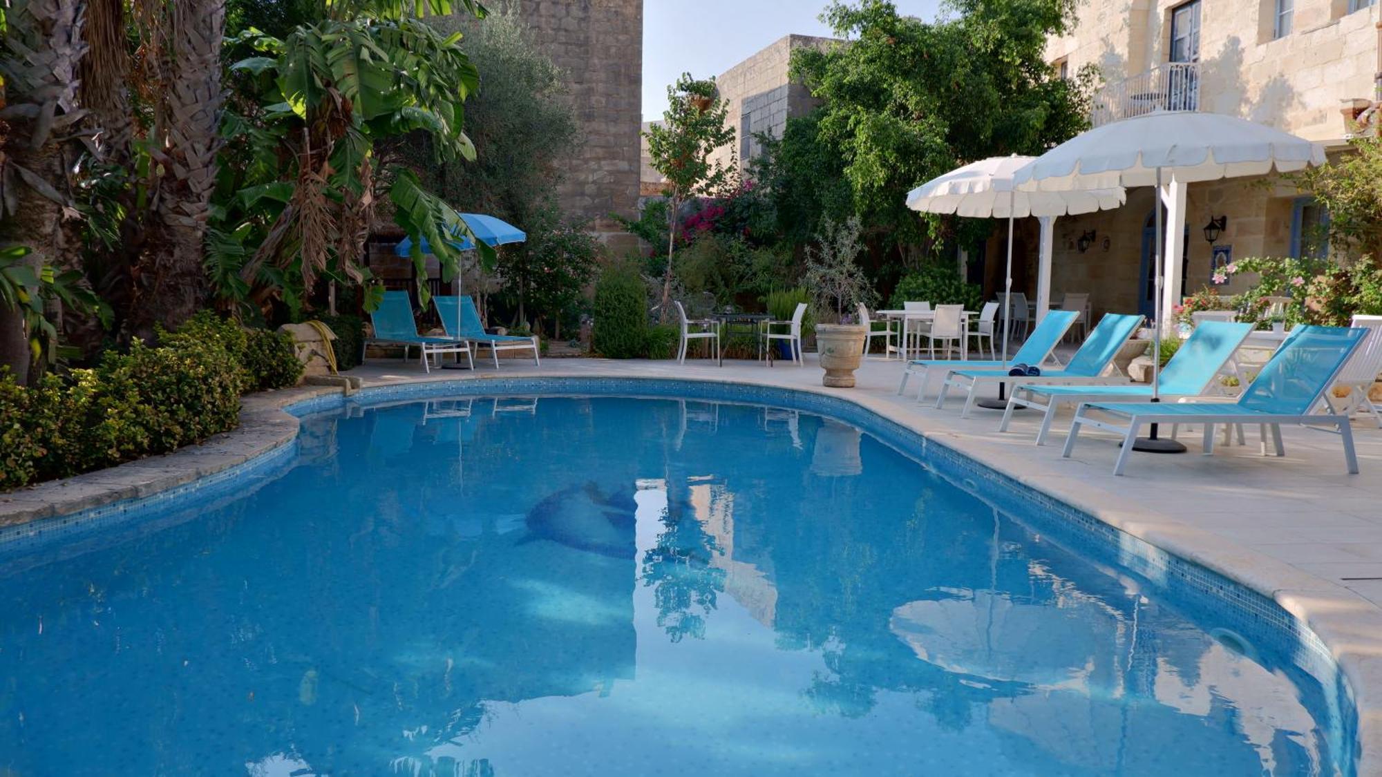 Village Knights Accommodation Żebbuġ Exterior foto